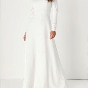 Elegant White Long Sleeve Dress